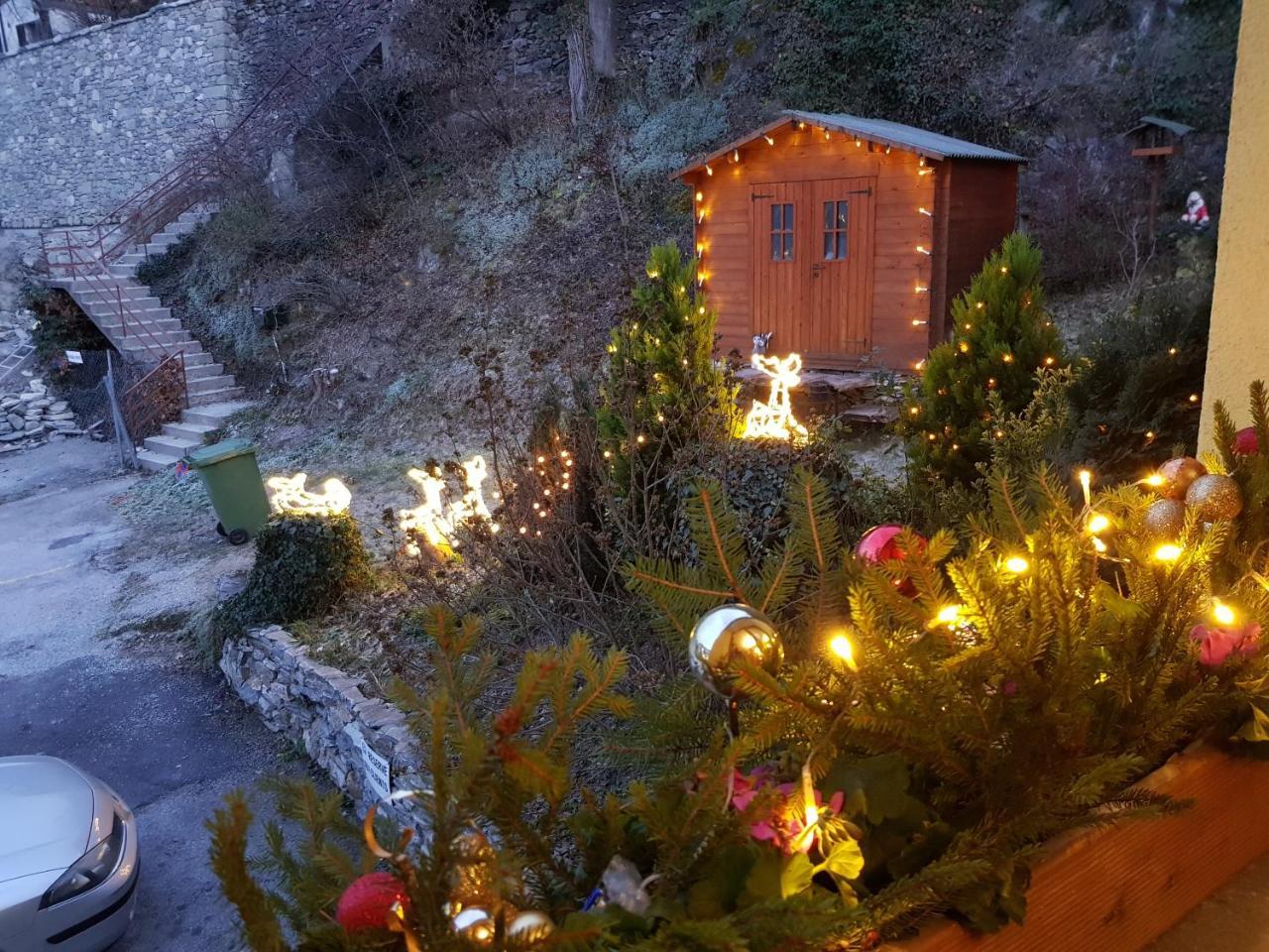 Le Merle Chatelain Guest house