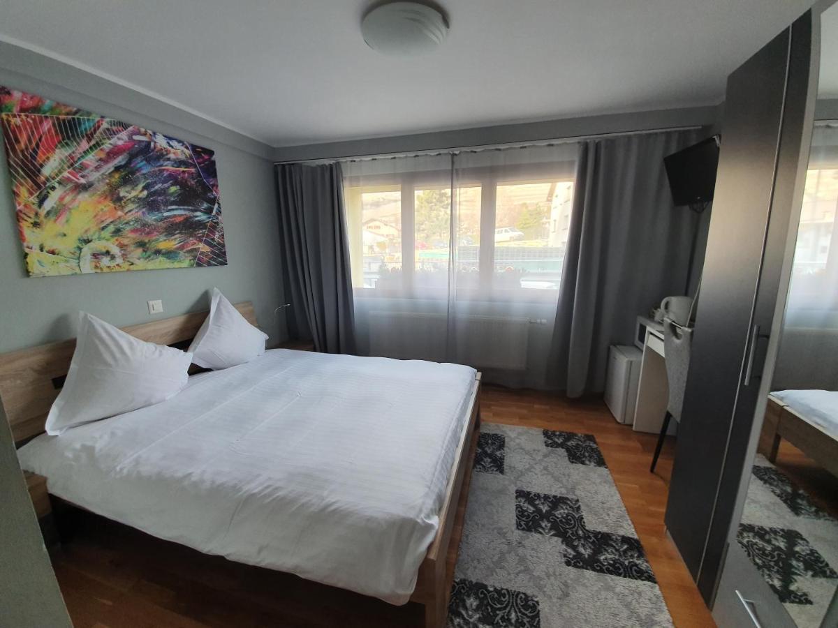 Le Merle Chatelain Guest house Sion