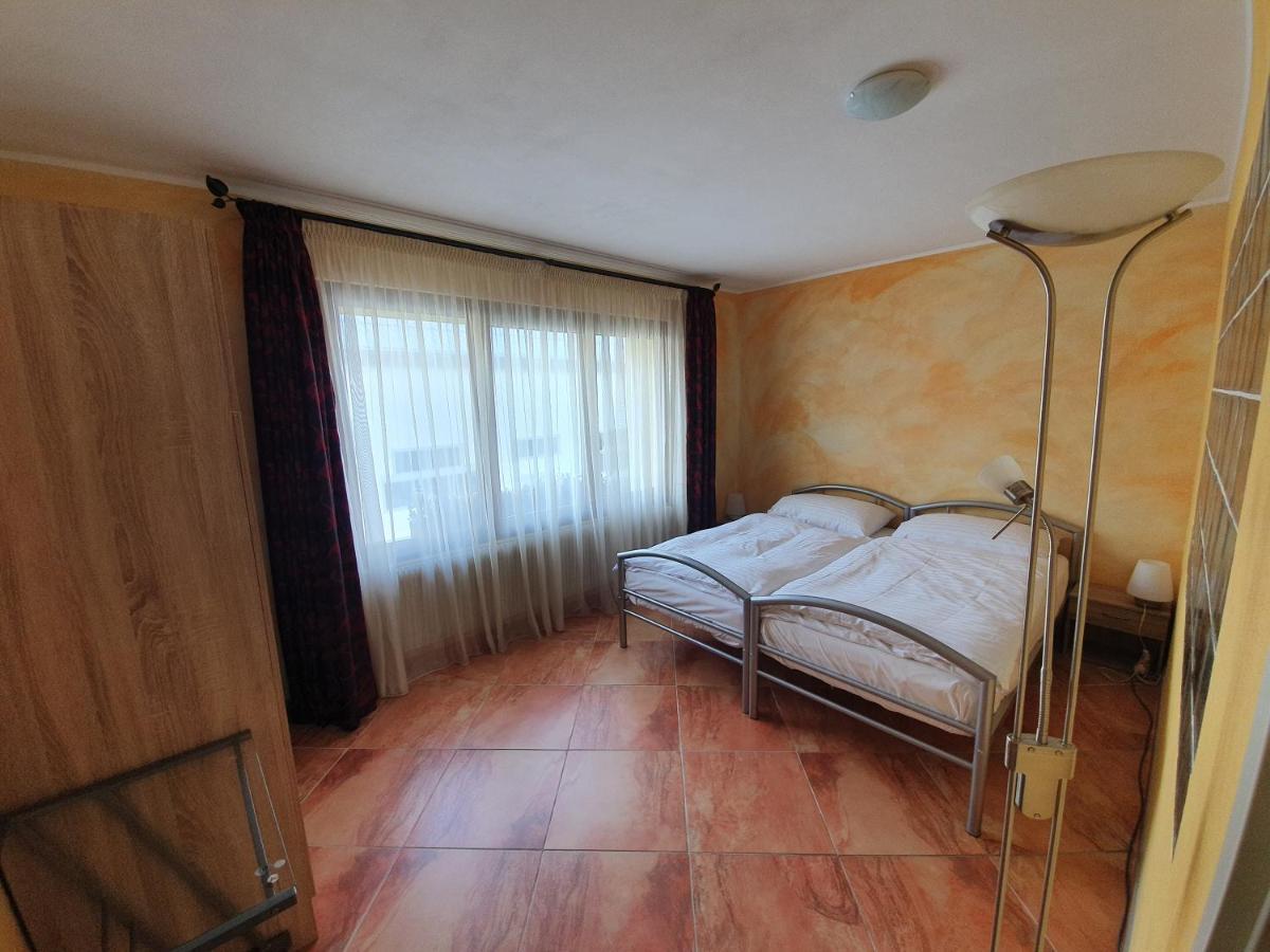 Le Merle Chatelain Guest house *